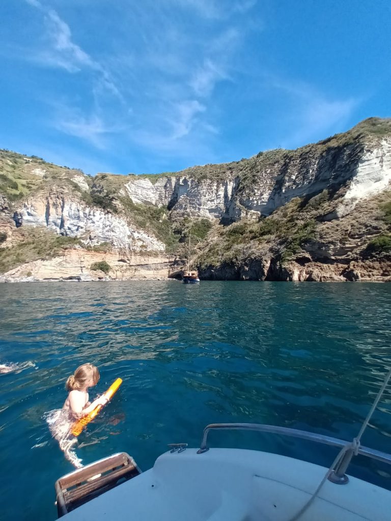 Ischia dal mare